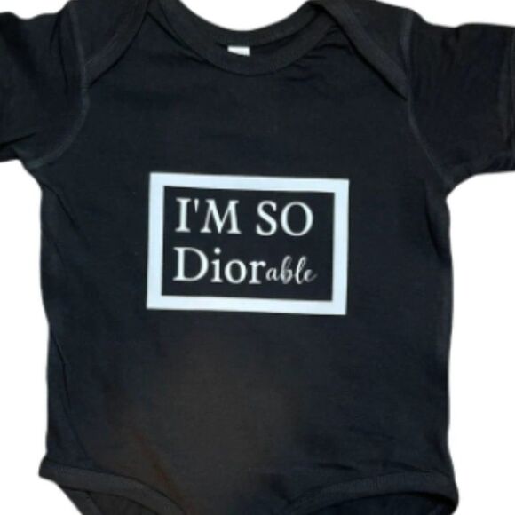 DIORable   - Picture 1 of 1